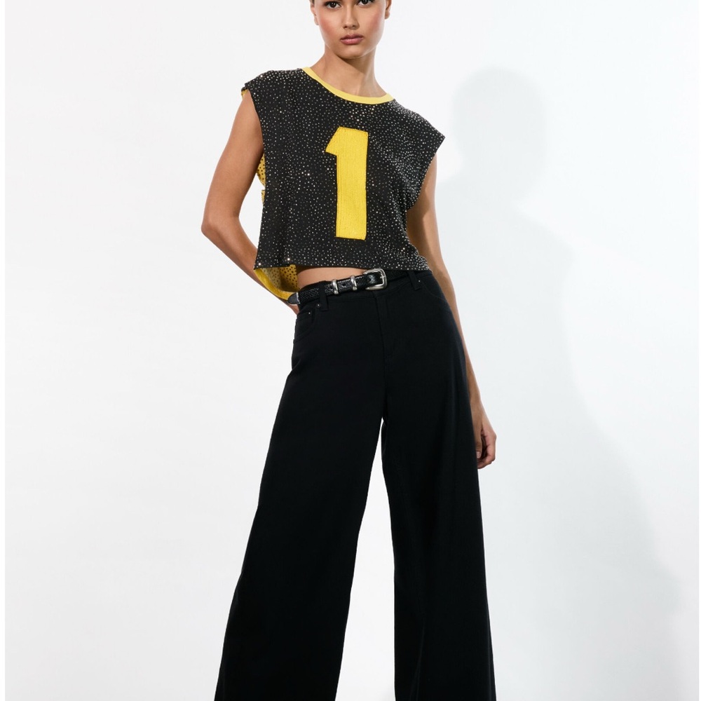 Alice + Olivia The Beatles Yellow Black Studded Sequin Top SZ Large SOLD OUT!!